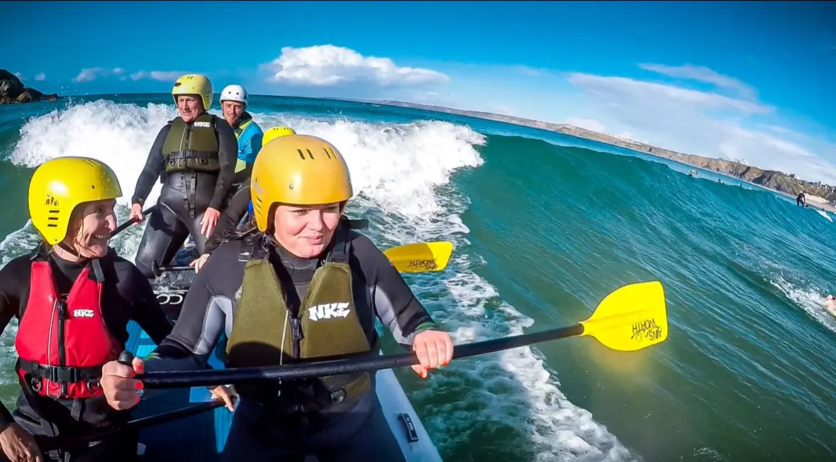 Monster SUP SURFING