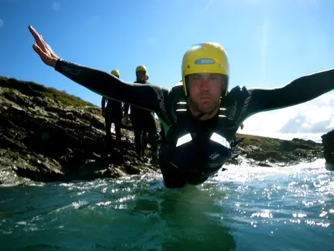 Coasteering with Vertical Descents Cornwal in Fowey
